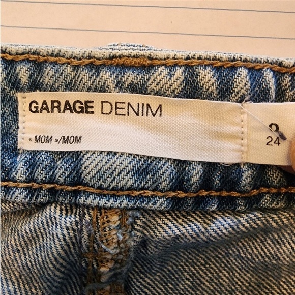 Garage Denim Distressed mom jeans size 0 - Picture 3 of 3
